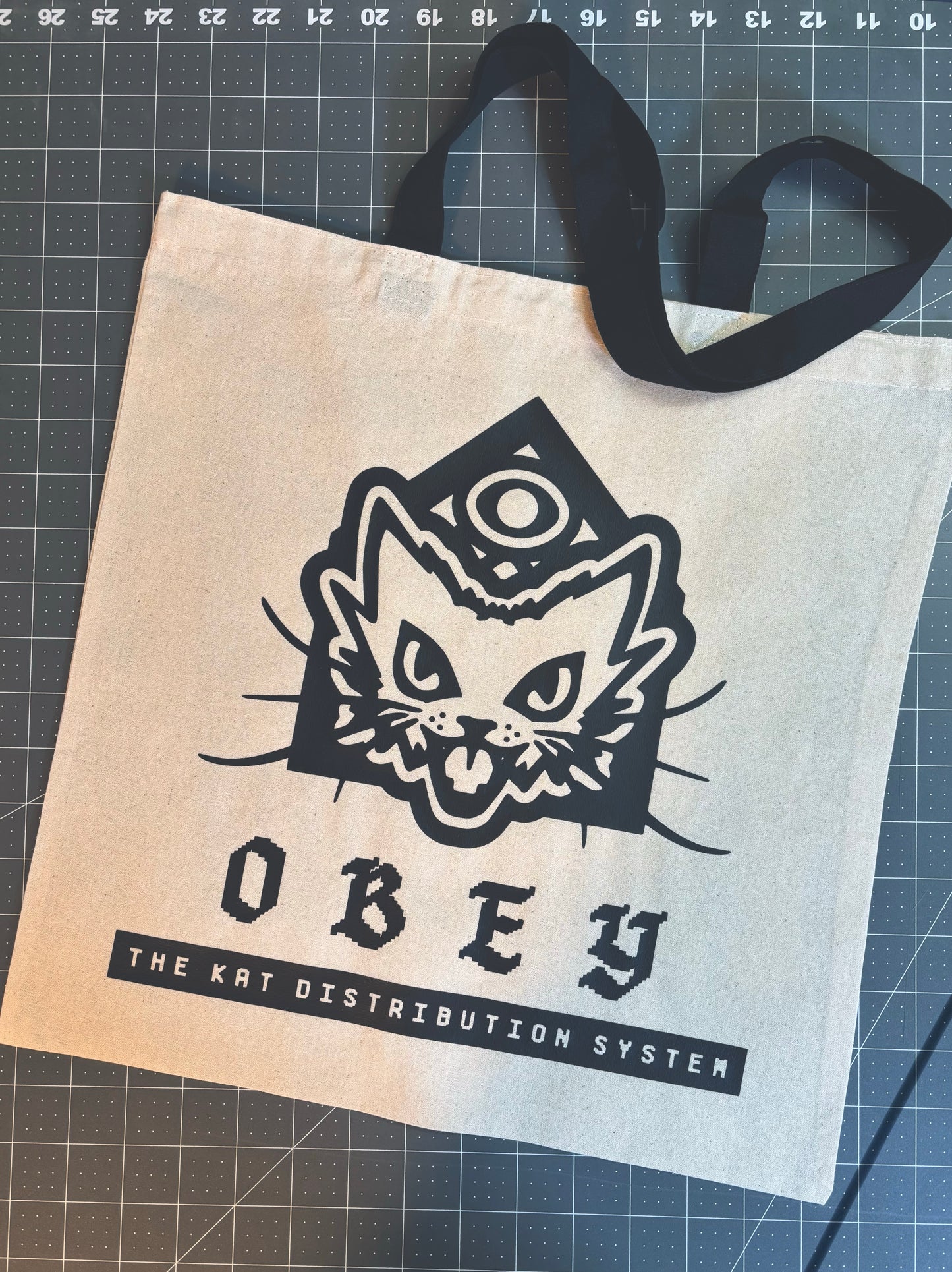KAT DISTRIBUTION TOTE BAG
